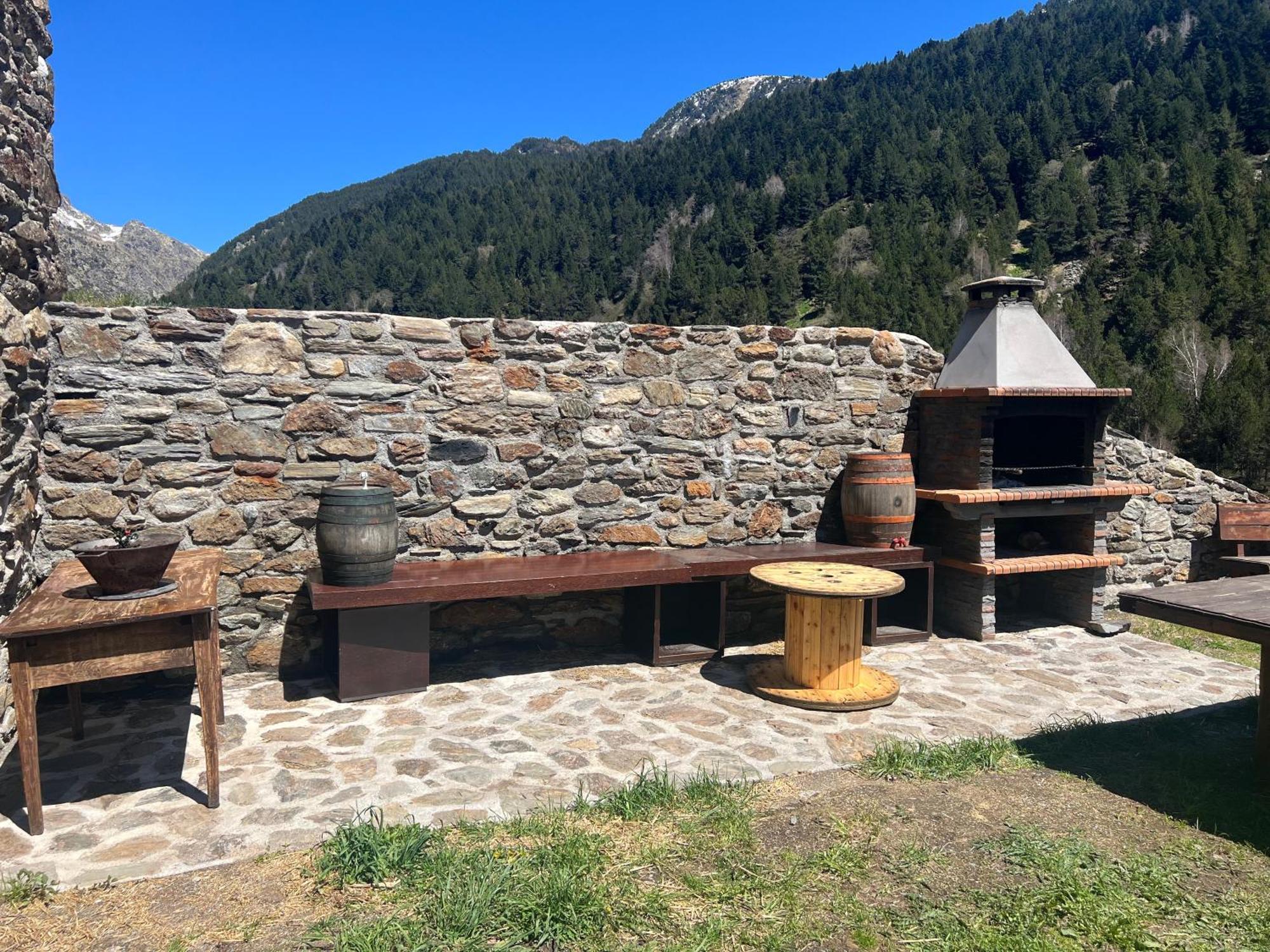 Borda Marti, De Montana En La Vall D'incles Hut1-08422